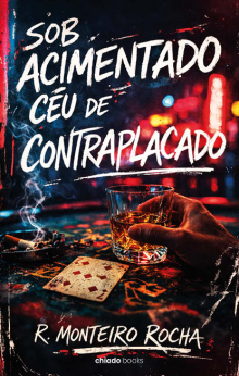 Sob Acimentado Céu de Contraplacado