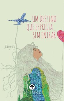 Um Destino Que Espreita Sem Entrar