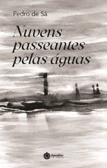 Nuvens passeantes pelas águas