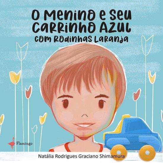 O menino e seu carrinho azul com rodinhas laranjas